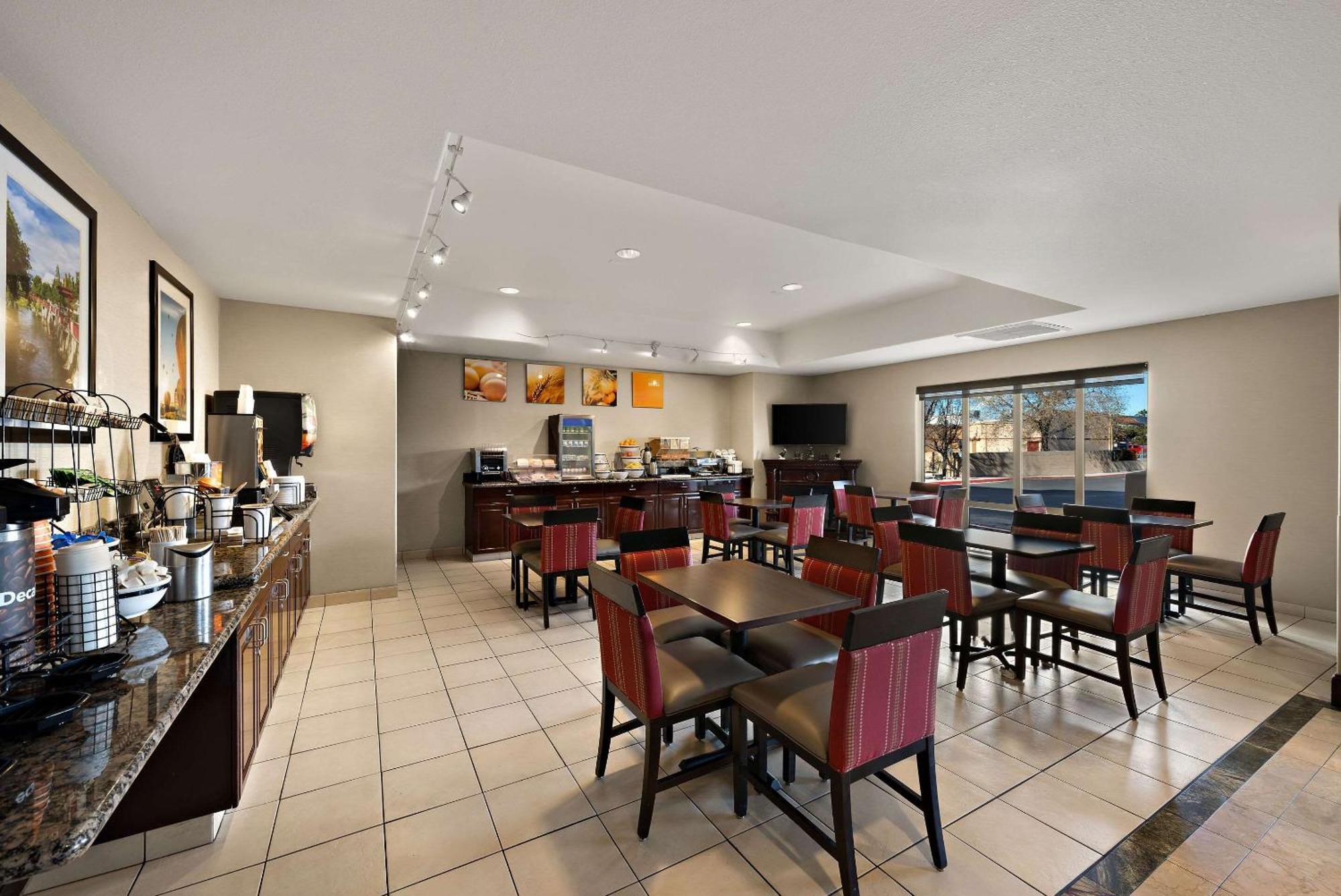 Comfort Inn & Suites Airport Convention Center Reno Zewnętrze zdjęcie