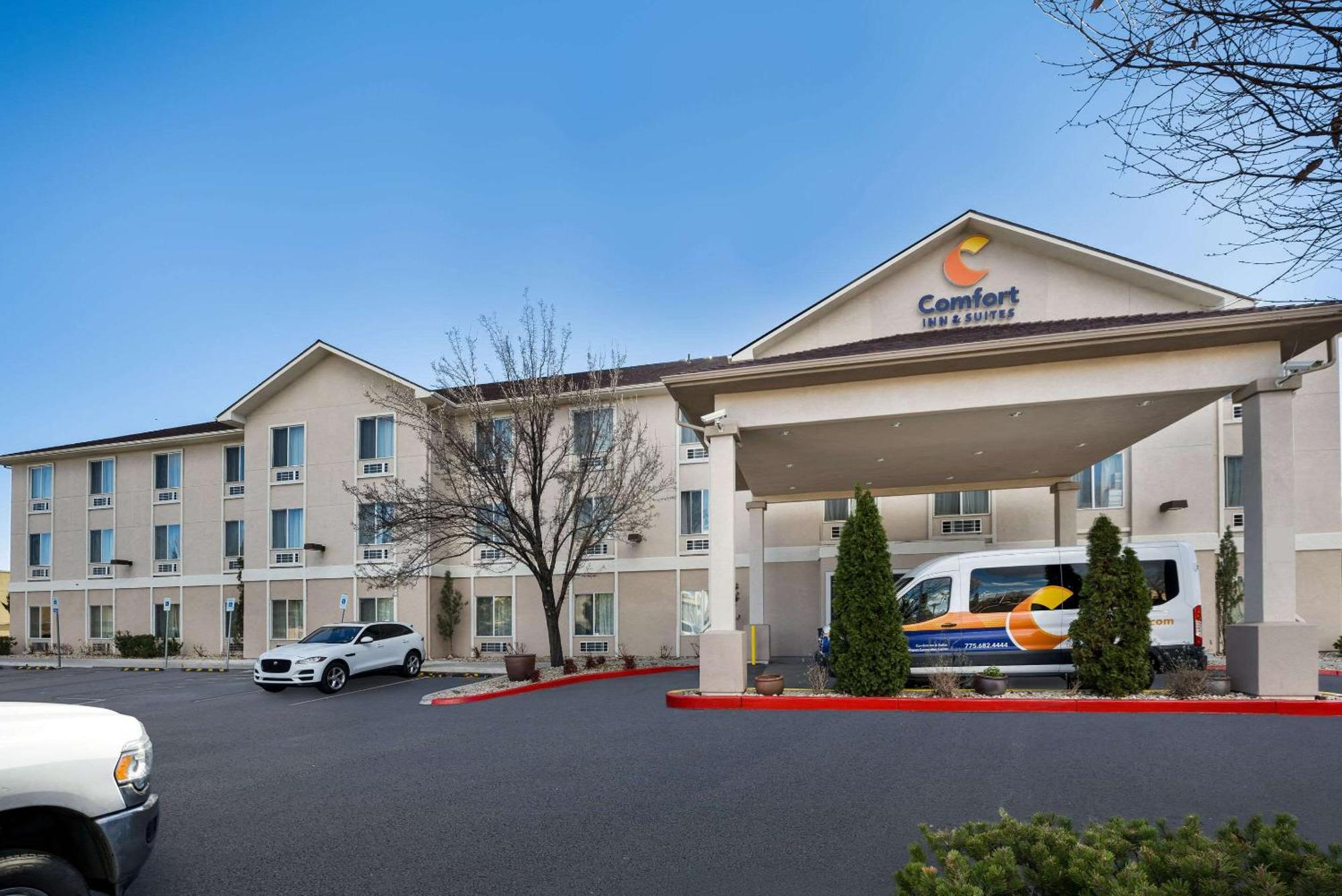 Comfort Inn & Suites Airport Convention Center Reno Zewnętrze zdjęcie
